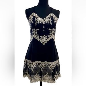 Wacoal / Embrace Lace Chemise